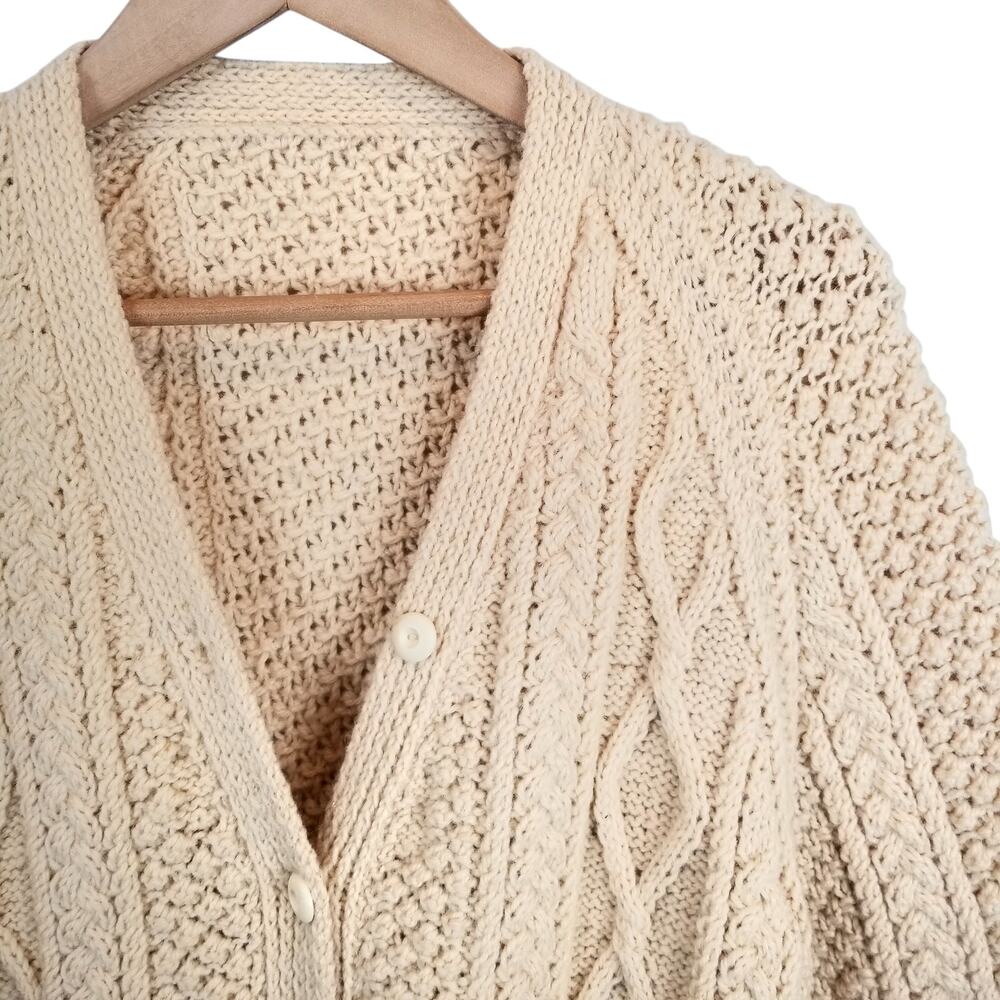 Handknit Women's Cable Knit Fisherman Cardigan Sweater Cream Size Medium - Picture 5 of 5